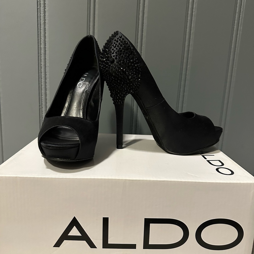 Aldo peep toe platform pumps